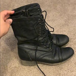 Black Madden Girl Zip up boots